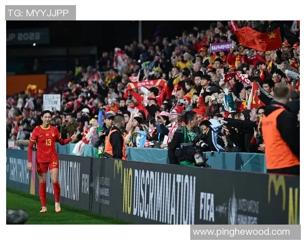 2018年世界杯中国队与英格兰队激烈对决回顾与分析 2018年世界杯中国队与英格兰队激烈对决回顾与分析