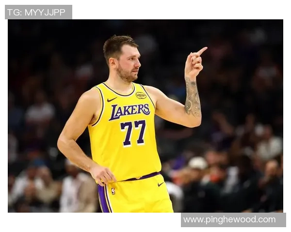 湖人对阵爵士季前赛精彩直播全程回顾与分析 湖人对阵爵士季前赛精彩直播全程回顾与分析