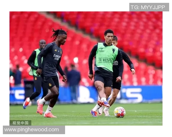 欧冠决赛温布利草坪问题引发球员集体不满与吐槽