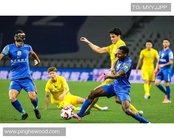 苏宁与申花激战正酣比分悬念迭起球迷期待精彩瞬间