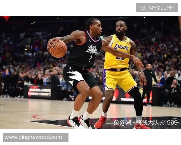 2014年湖人与快船的激烈对决回顾与赛季精彩瞬间分析