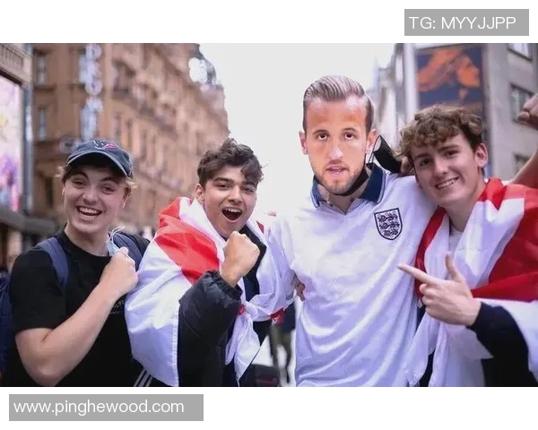 凯恩的传奇之路：从年轻天才到足球世界的巨星之旅